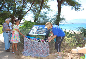 Unveiling the sign at Kahekili Beach Park