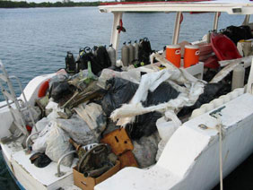 Dive in to Earth Day 2005, Utila, Honduras Dive in to Earth Day 2005, Utila, Honduras